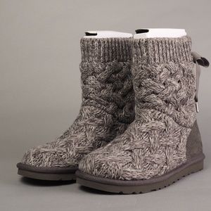 UGG Australia ISLA CLASSIC KNIT Boots US6 EU36